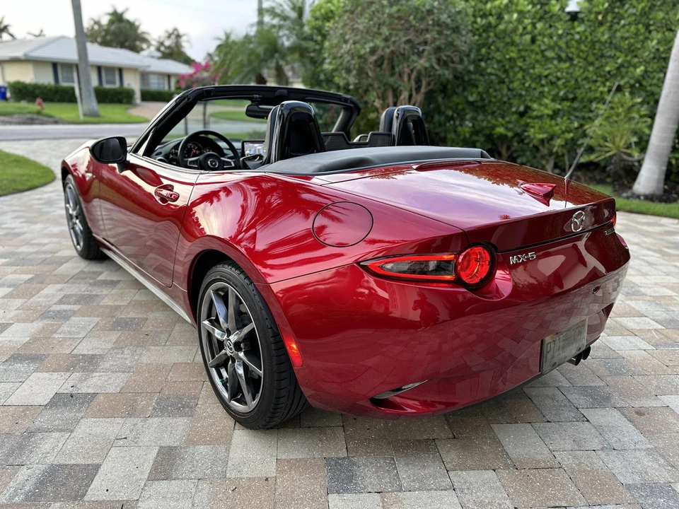 2020 Mazda ND MX-5 Miata - Image 15 of 31