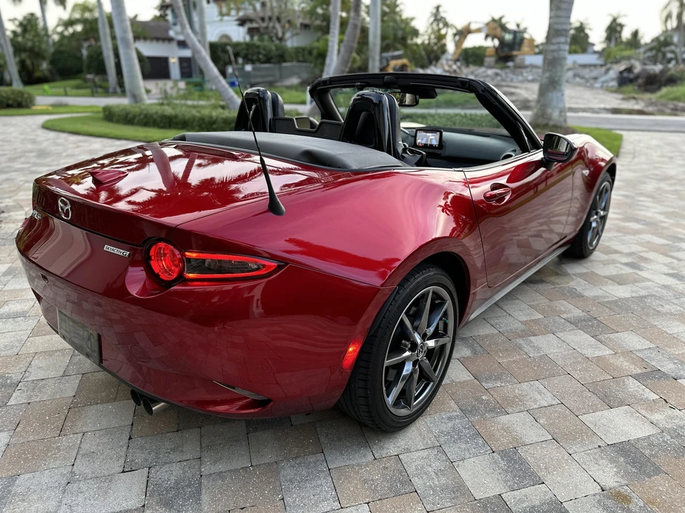 2020 Mazda ND MX-5 Miata - Image 11 of 31