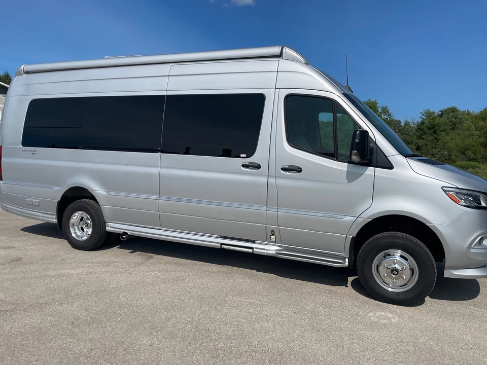 2021 Airstream - Image 22 of 31