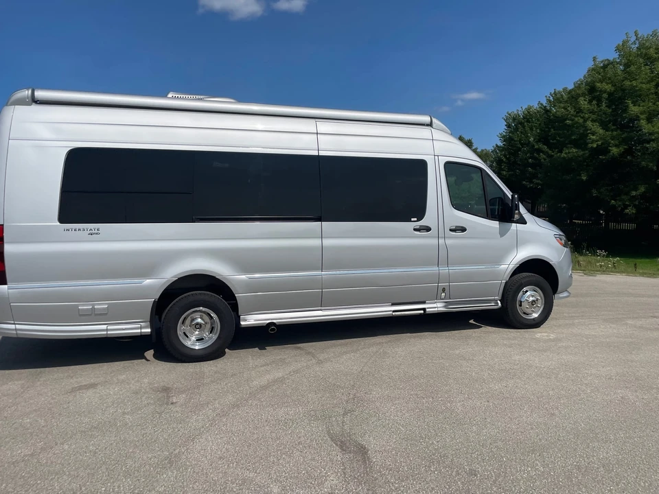 2021 Airstream - Image 19 of 31