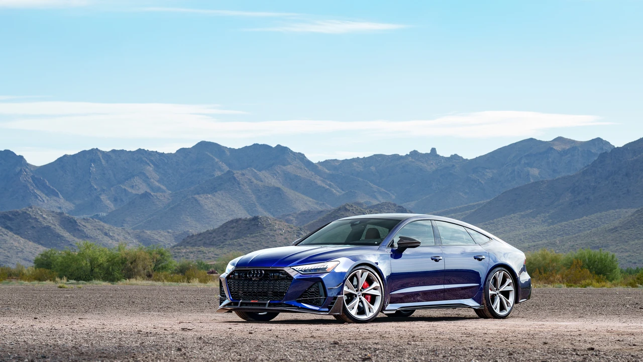 2021 Audi C8 RS7 - Image 2 of 31