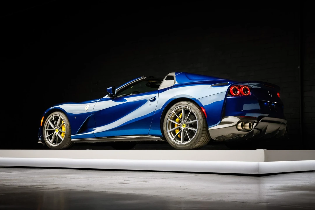 2021 Ferrari 812 GTS - Image 29 of 31