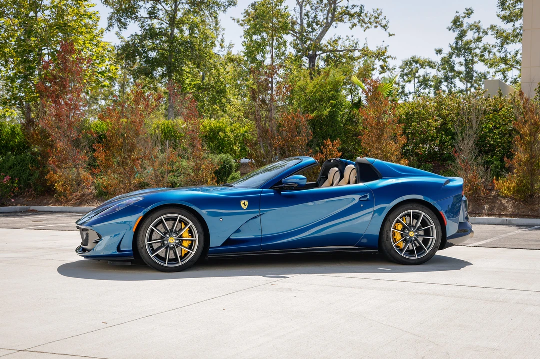 2021 Ferrari 812 GTS - Image 6 of 31