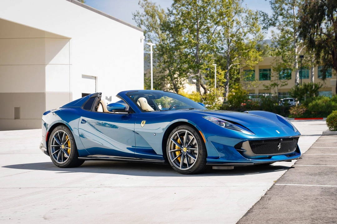 2021 Ferrari 812 GTS - Image 18 of 31