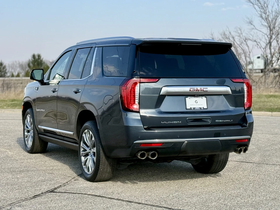 2021 GMC Yukon 5th Gen - Image 13 of 31