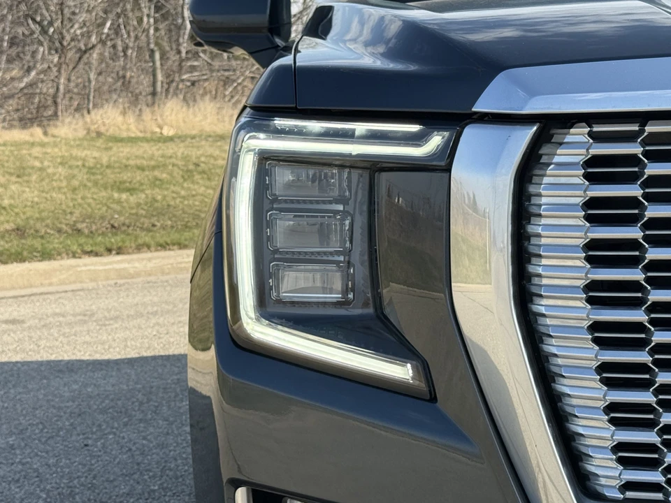 2021 GMC Yukon 5th Gen - Image 18 of 31