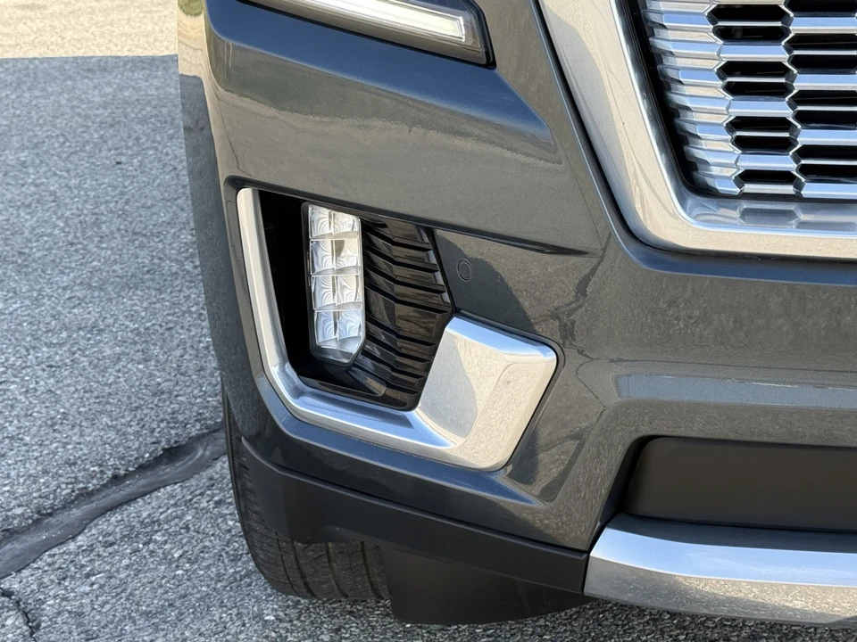 2021 GMC Yukon 5th Gen - Image 21 of 31