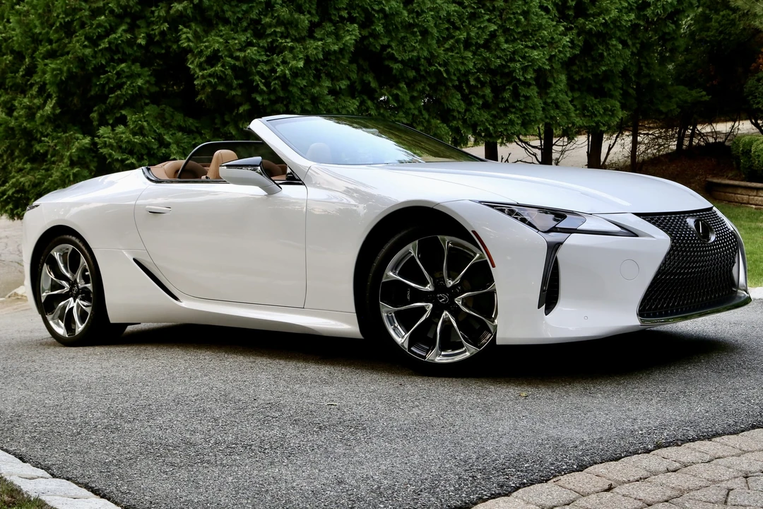 2021 Lexus LC - Image 5 of 31