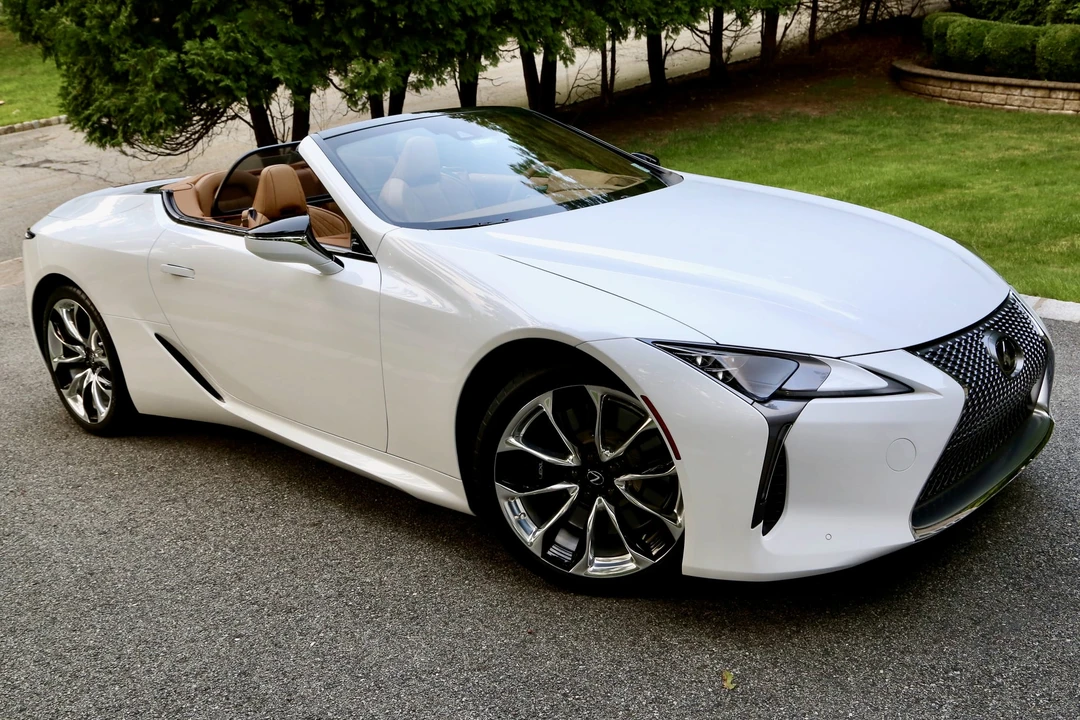2021 Lexus LC - Image 6 of 31