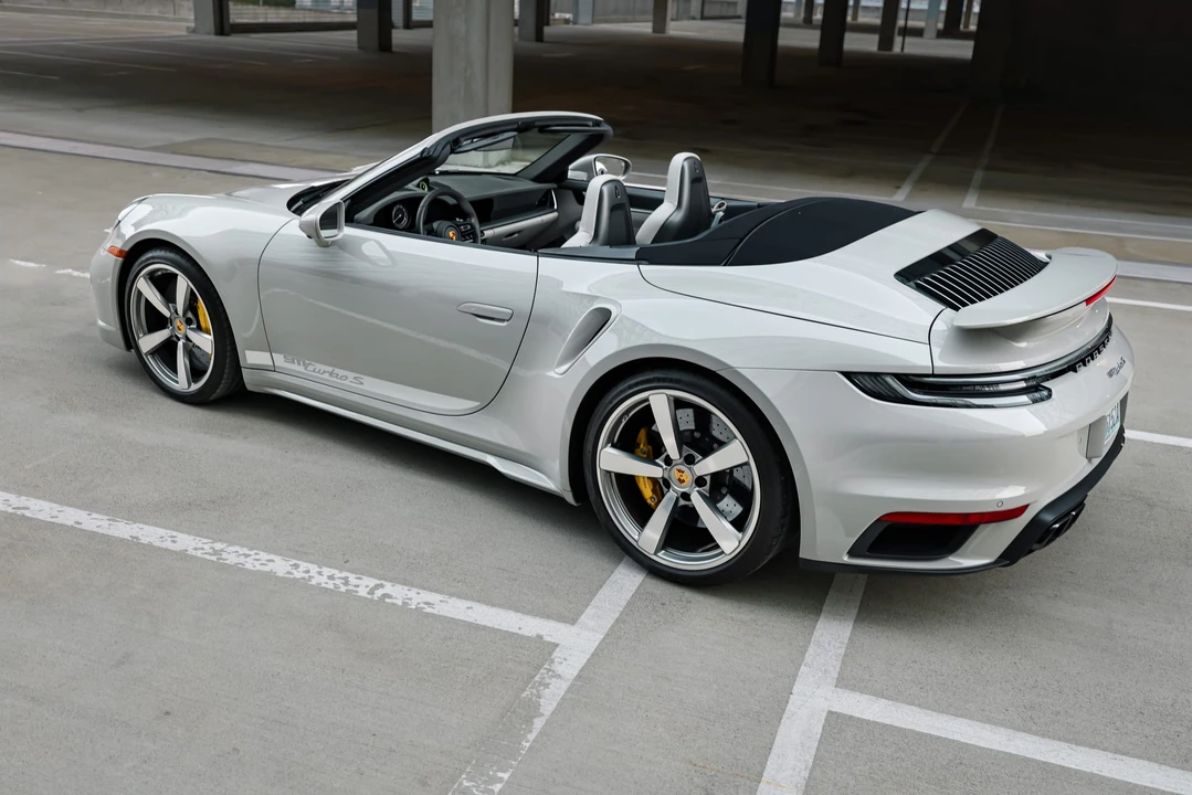 2021 Porsche 992 Turbo S - Image 18 of 31