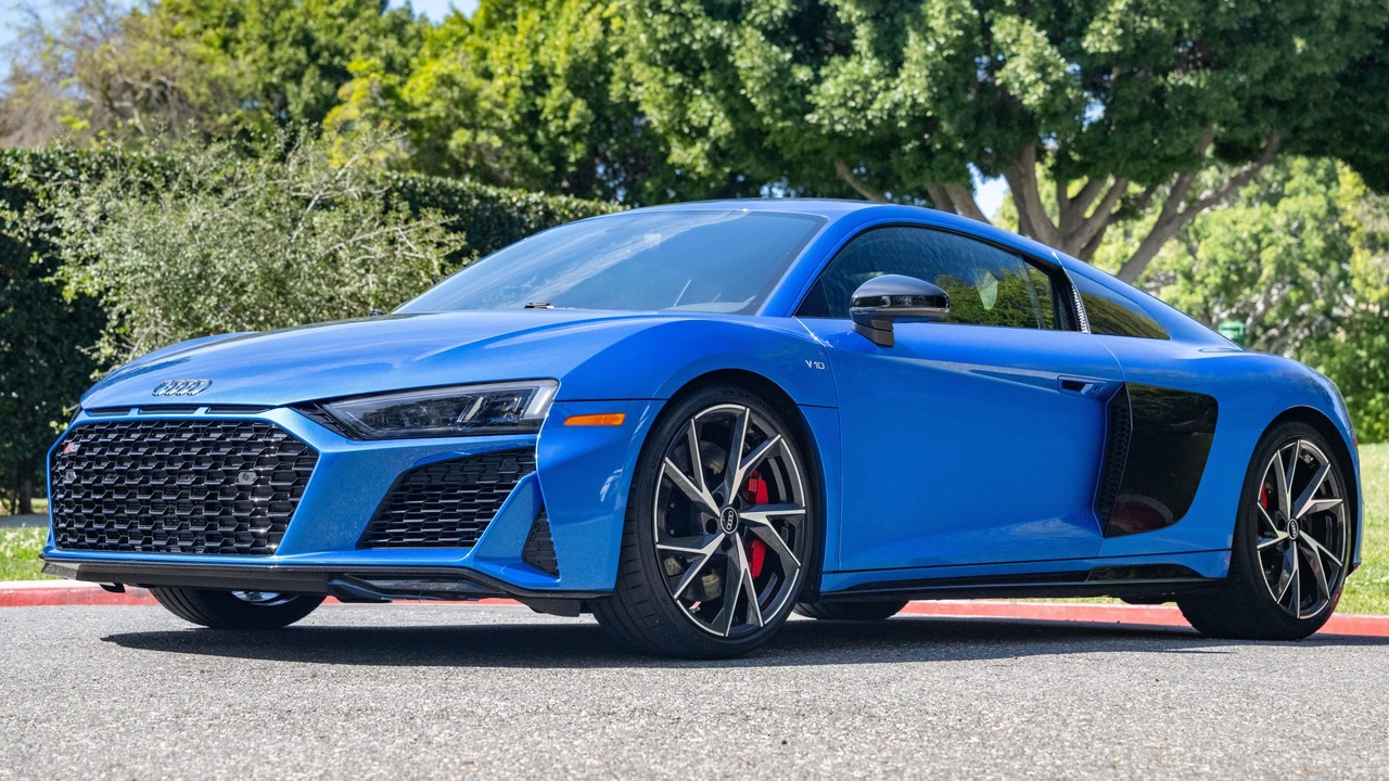 2022 Audi 4S R8 - Image 4 of 31