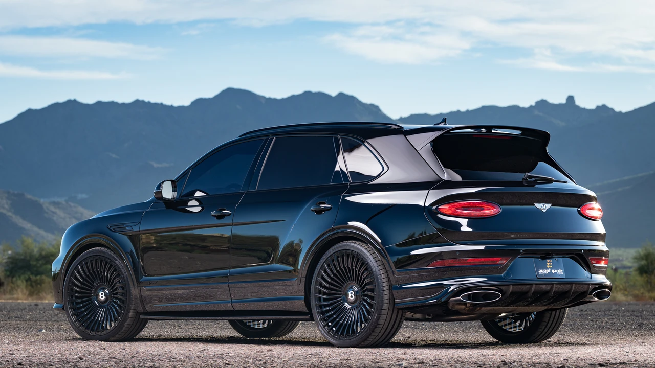 2022 Bentley Bentayga Speed - Image 22 of 31