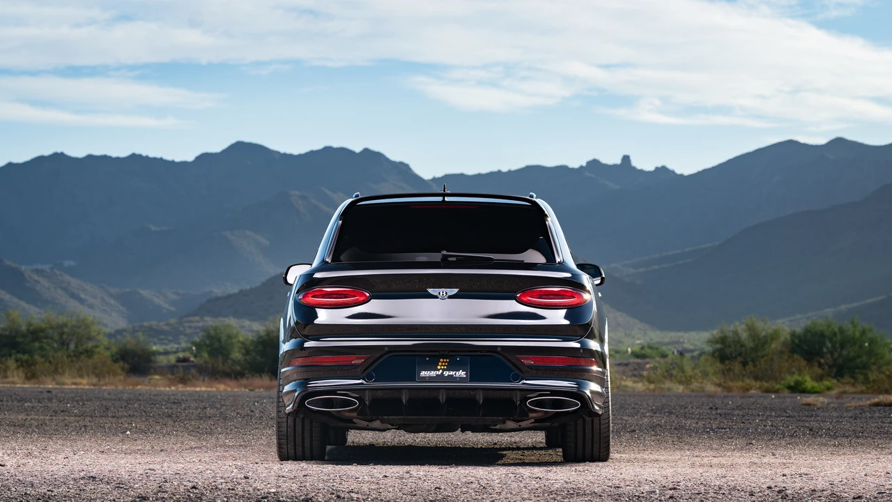 2022 Bentley Bentayga Speed - Image 23 of 31