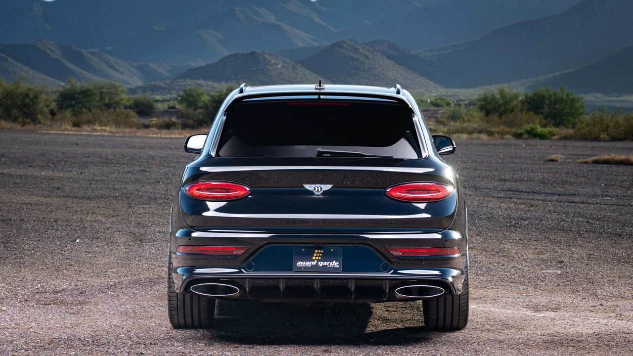2022 Bentley Bentayga Speed - Image 24 of 31