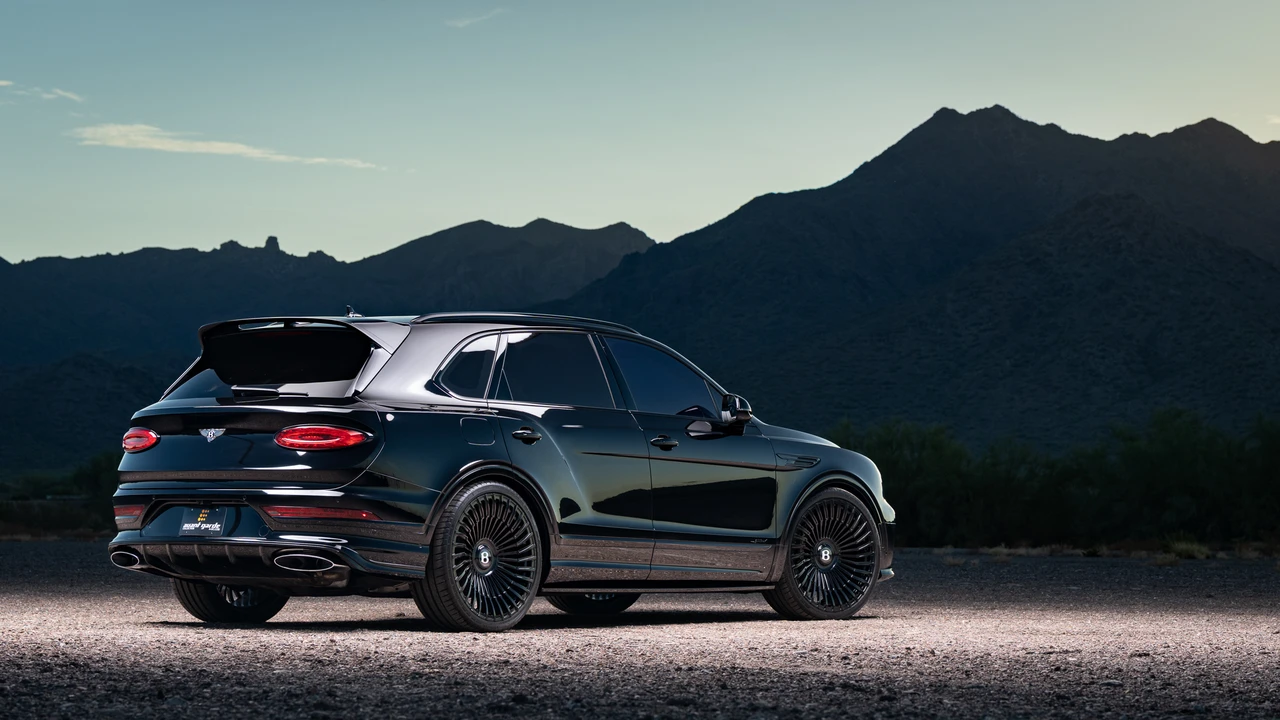 2022 Bentley Bentayga Speed - Image 26 of 31