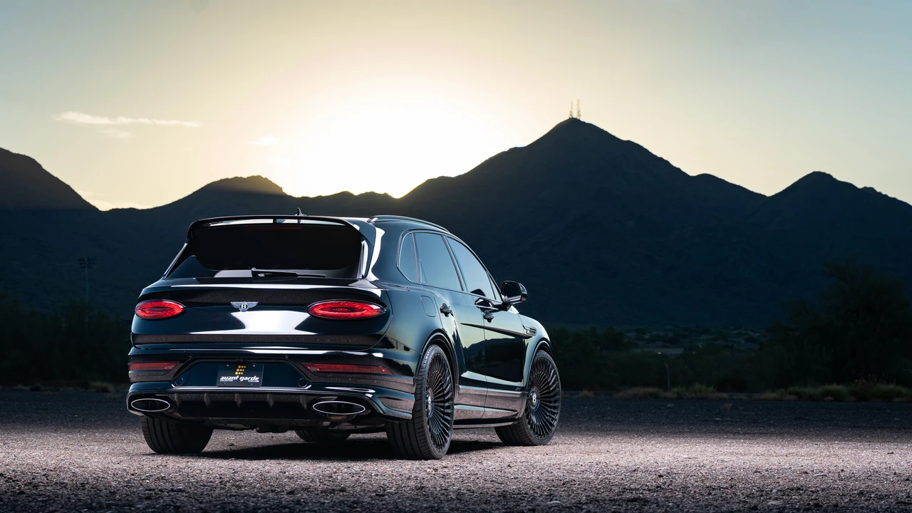 2022 Bentley Bentayga Speed - Image 28 of 31