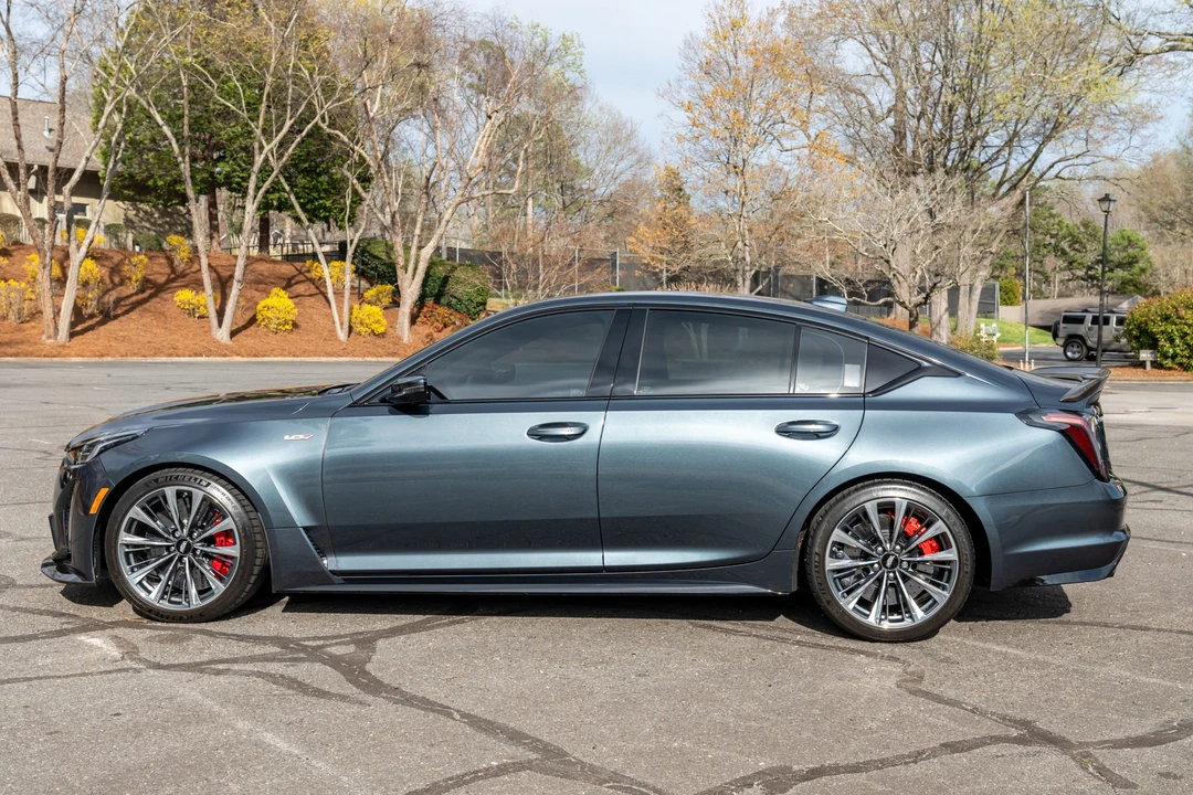 2022 Cadillac CT5-V Blackwing - Image 10 of 31
