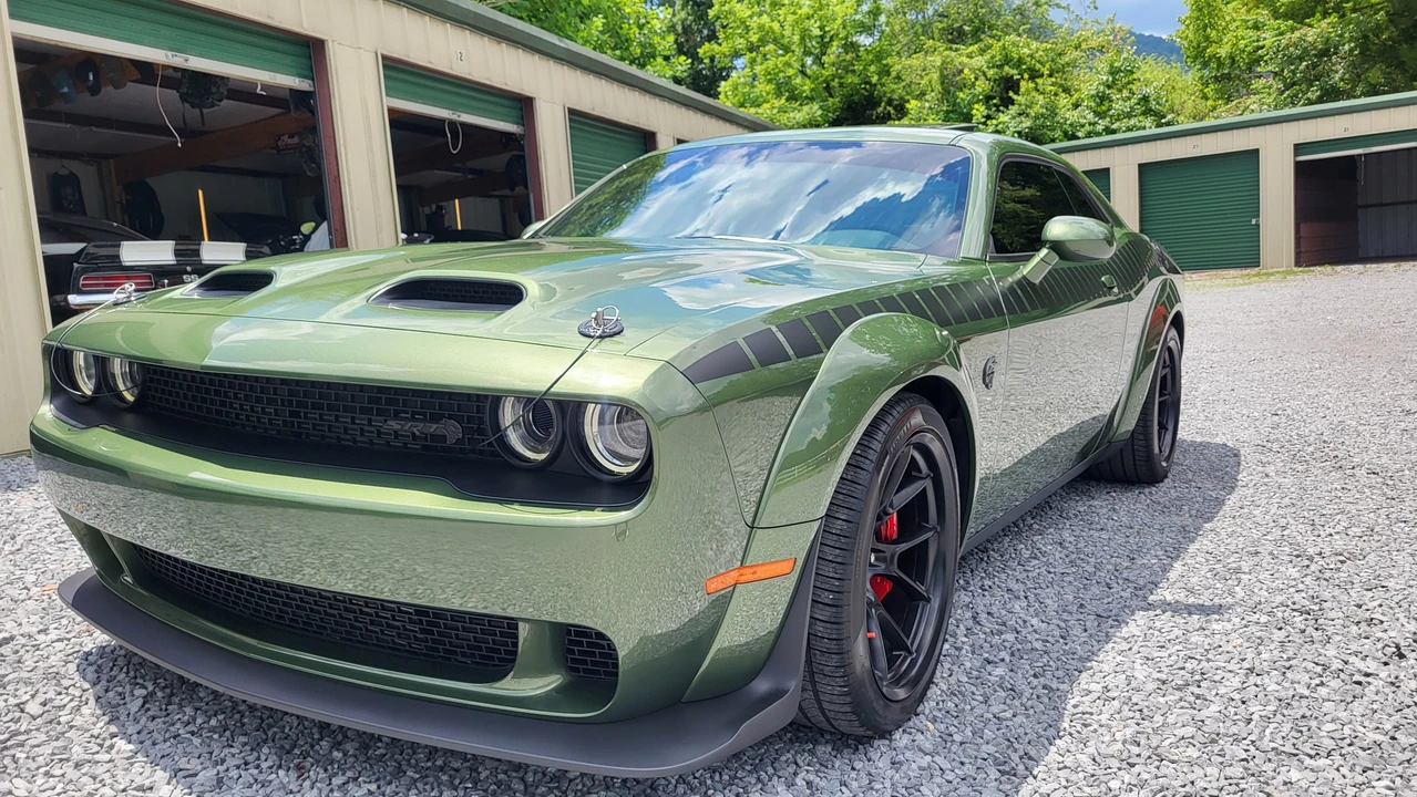 2022 Dodge Challenger SRT Hellcat 3rd Gen - Image 8 of 31