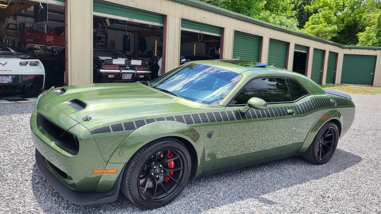 2022 Dodge Challenger SRT Hellcat 3rd Gen - Image 9 of 31
