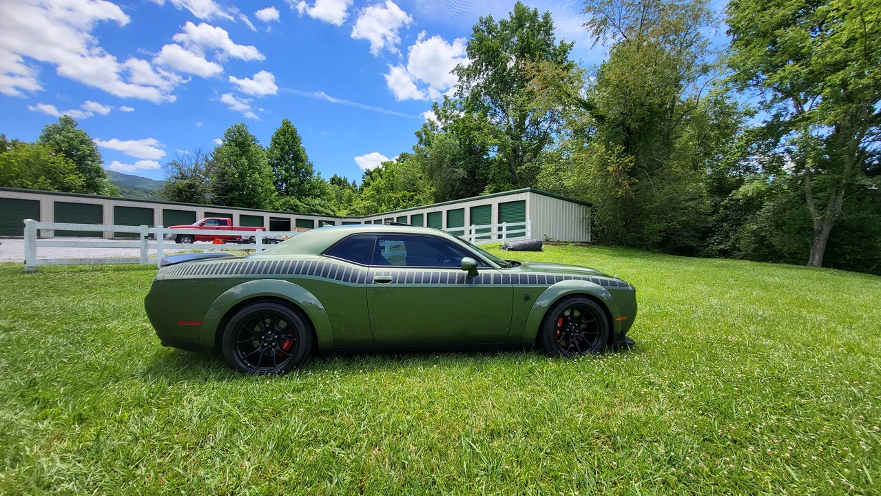 2022 Dodge Challenger SRT Hellcat 3rd Gen - Image 4 of 31