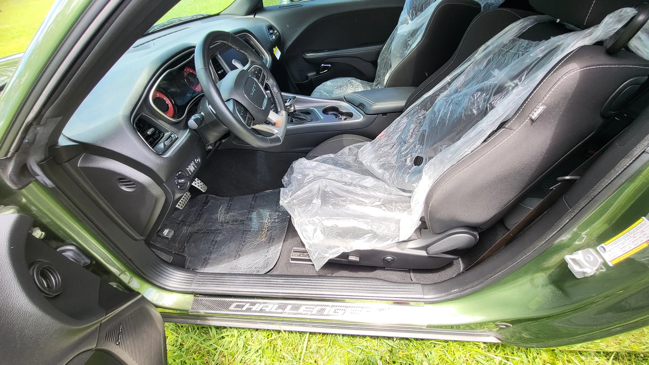2022 Dodge Challenger SRT Hellcat 3rd Gen - Image 23 of 31