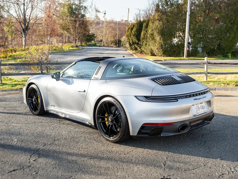 2022 Porsche 992 Targa 4 GTS - Image 5 of 6