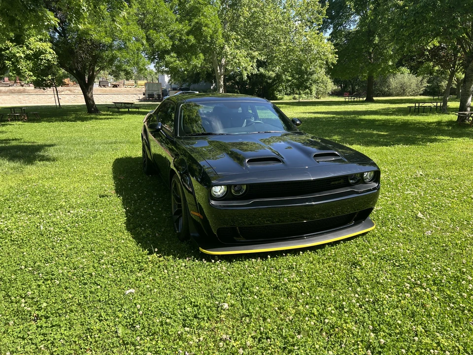 2023 Dodge Challenger SRT Hellcat 3rd Gen - Image 4 of 31