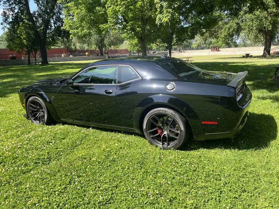2023 Dodge Challenger SRT Hellcat 3rd Gen - Image 11 of 31