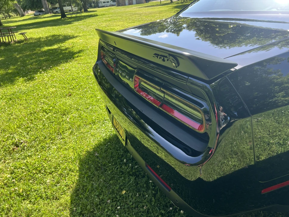 2023 Dodge Challenger SRT Hellcat 3rd Gen - Image 24 of 31