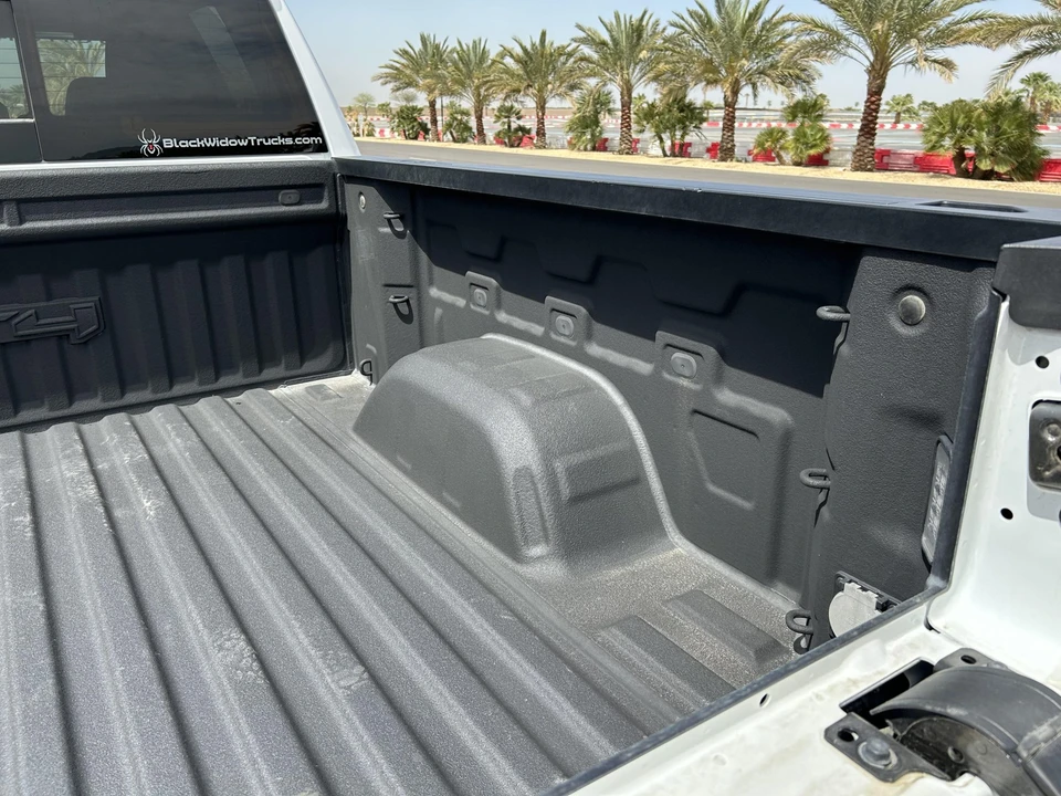 2023 GMC Sierra 5th Gen - Image 30 of 31