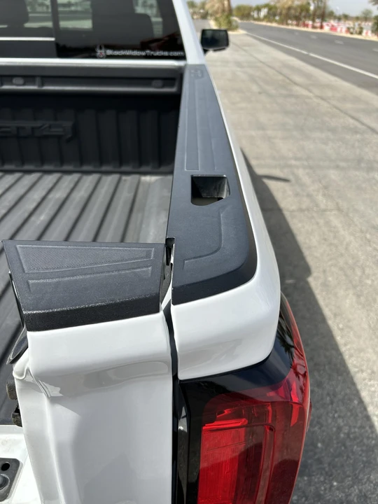 2023 GMC Sierra 5th Gen - Image 28 of 31
