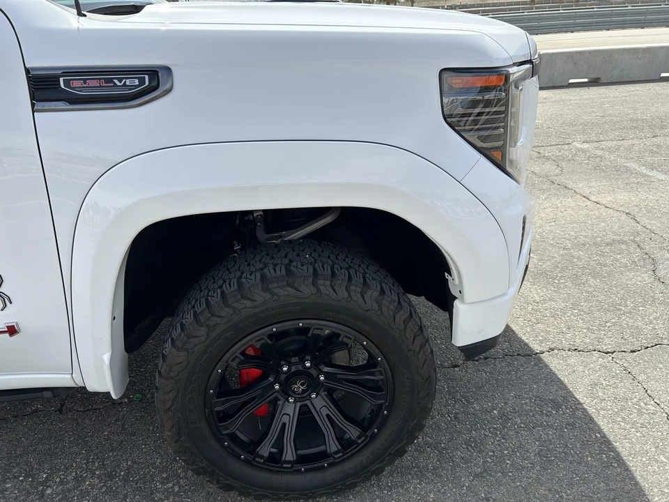 2023 GMC Sierra 5th Gen - Image 23 of 31