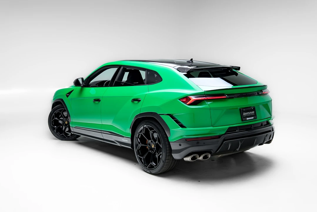 2023 Lamborghini Urus Performante - Image 25 of 31