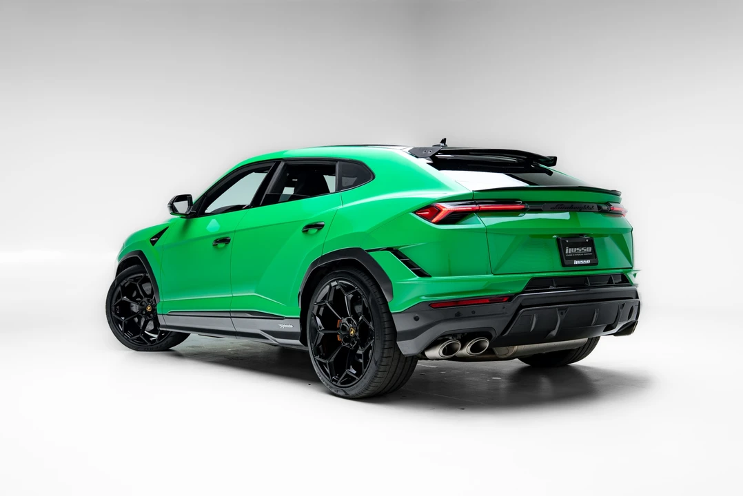 2023 Lamborghini Urus Performante - Image 22 of 31