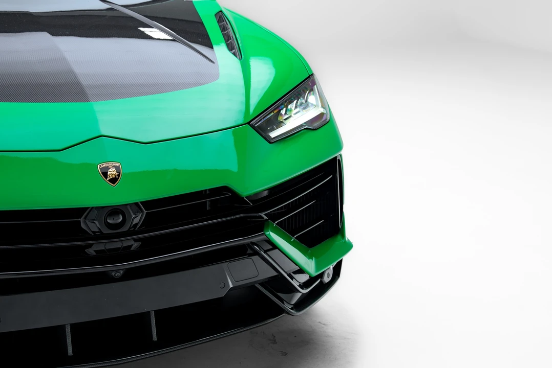 2023 Lamborghini Urus Performante - Image 26 of 31