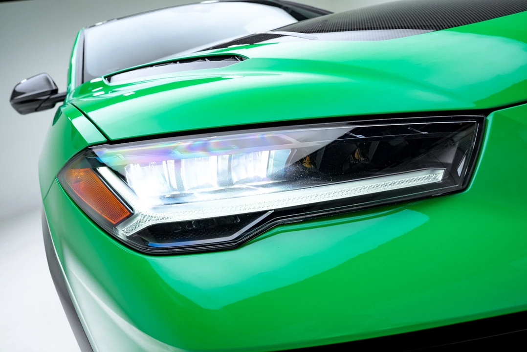 2023 Lamborghini Urus Performante - Image 31 of 31