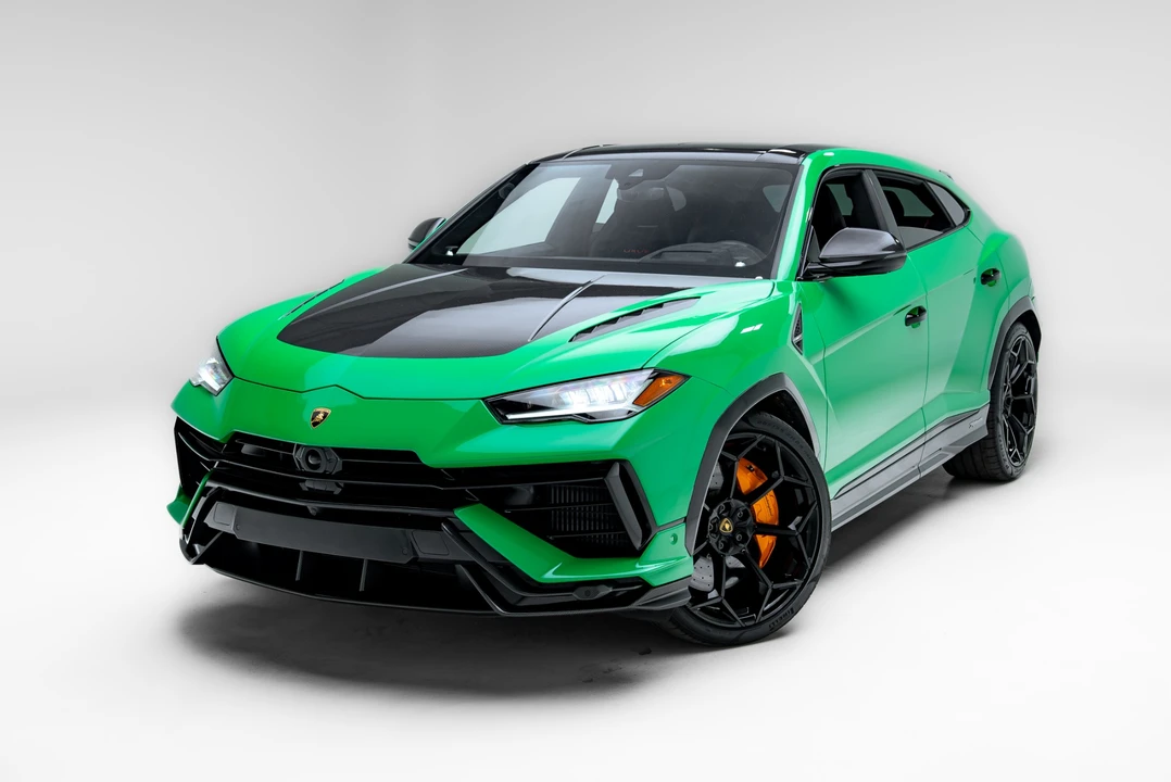2023 Lamborghini Urus Performante - Image 4 of 31