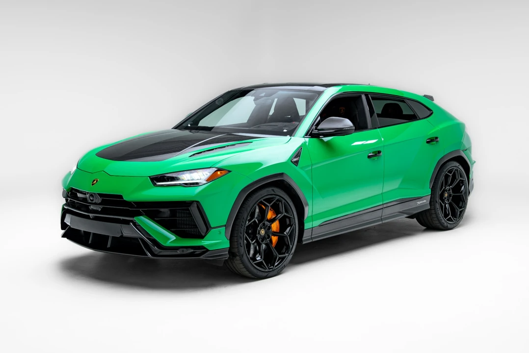 2023 Lamborghini Urus Performante - Image 3 of 31