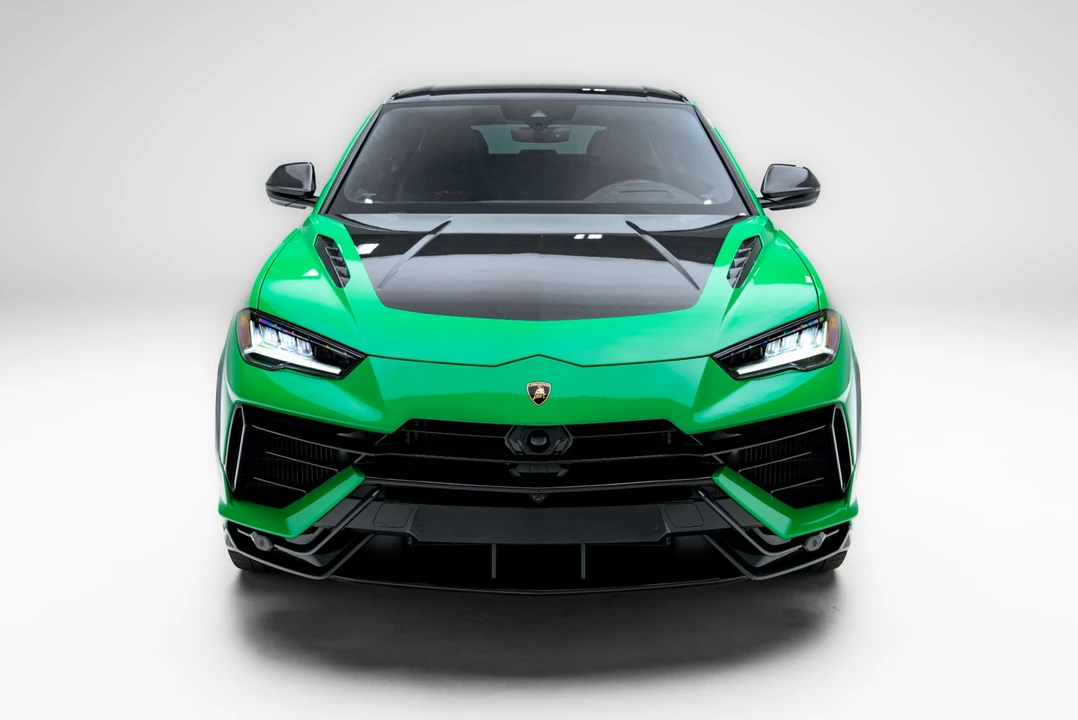 2023 Lamborghini Urus Performante - Image 8 of 31