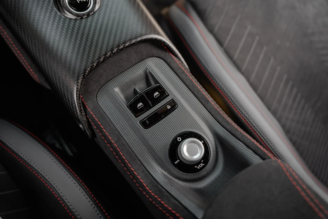 2023 Maserati MC20 - Image 22 of 31