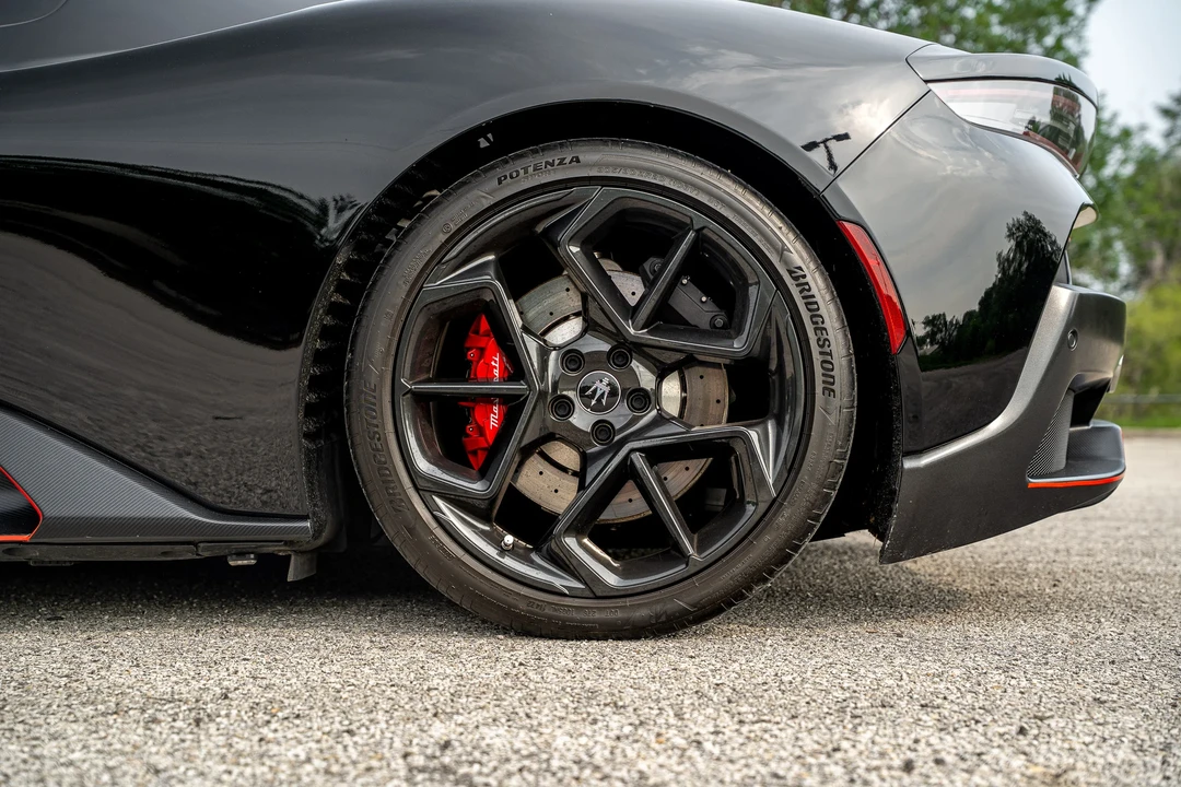 2023 Maserati MC20 - Image 13 of 31