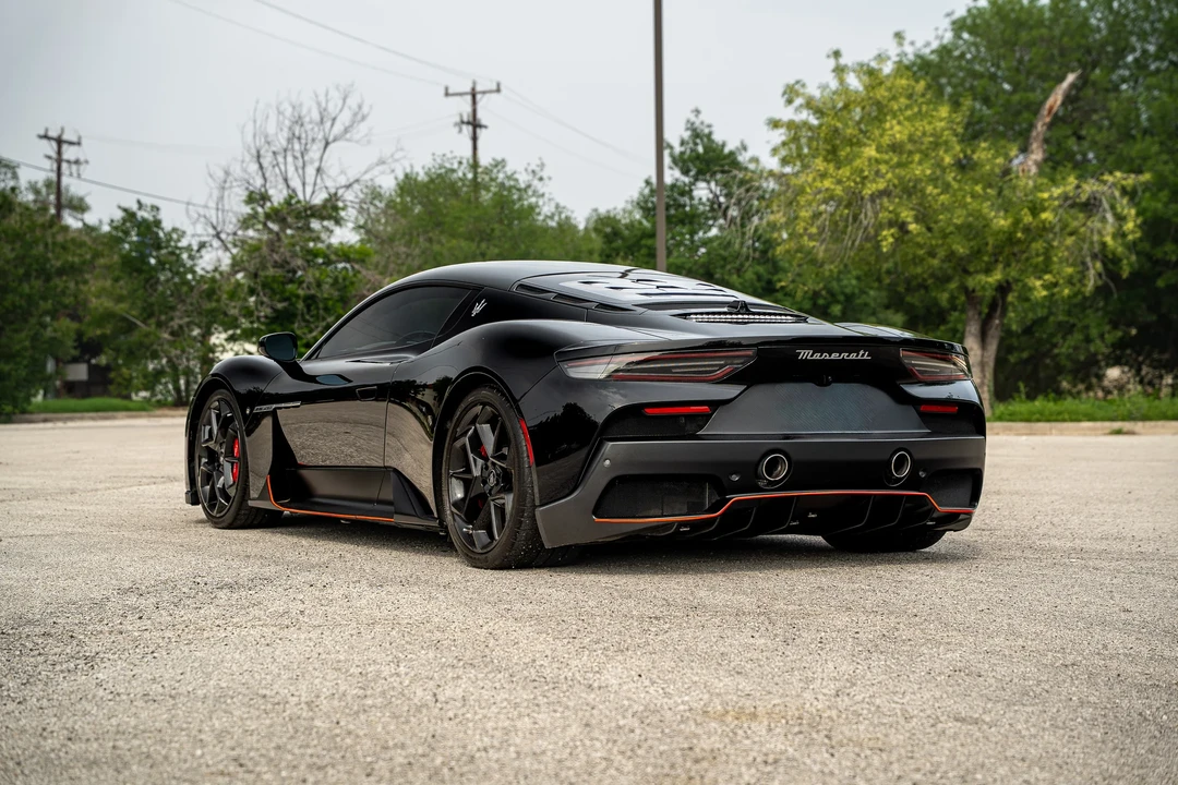 2023 Maserati MC20 - Image 5 of 31