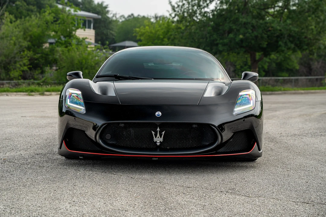 2023 Maserati MC20 - Image 4 of 31