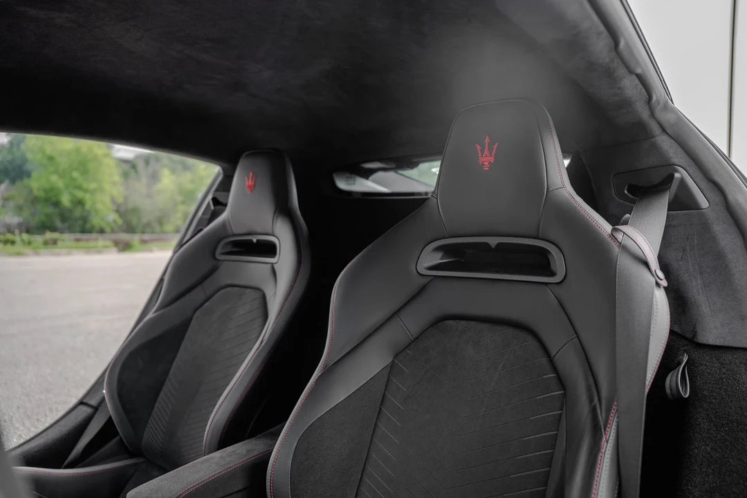 2023 Maserati MC20 - Image 25 of 31