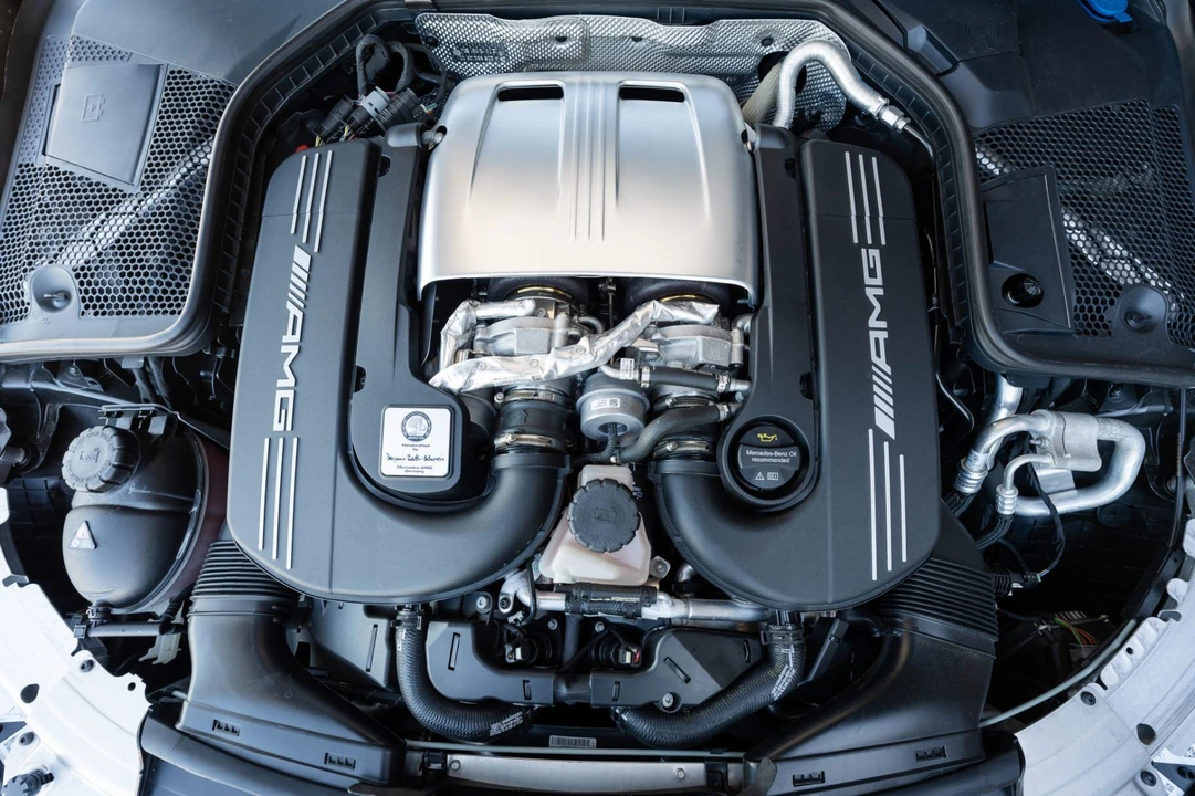 2023 Mercedes-Benz W205 C 63 AMG - Image 7 of 9