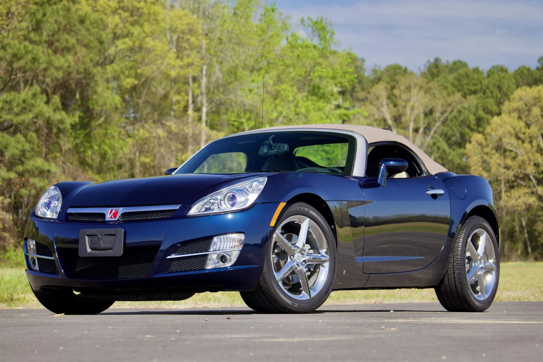 2008 Saturn Sky - Image 19 of 31