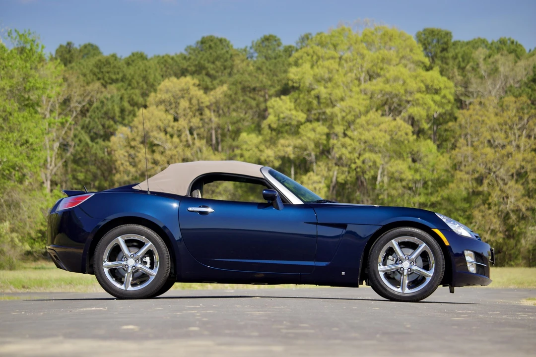 2008 Saturn Sky - Image 25 of 31