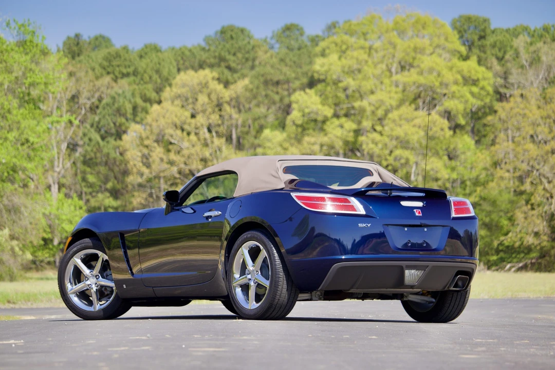 2008 Saturn Sky - Image 22 of 31
