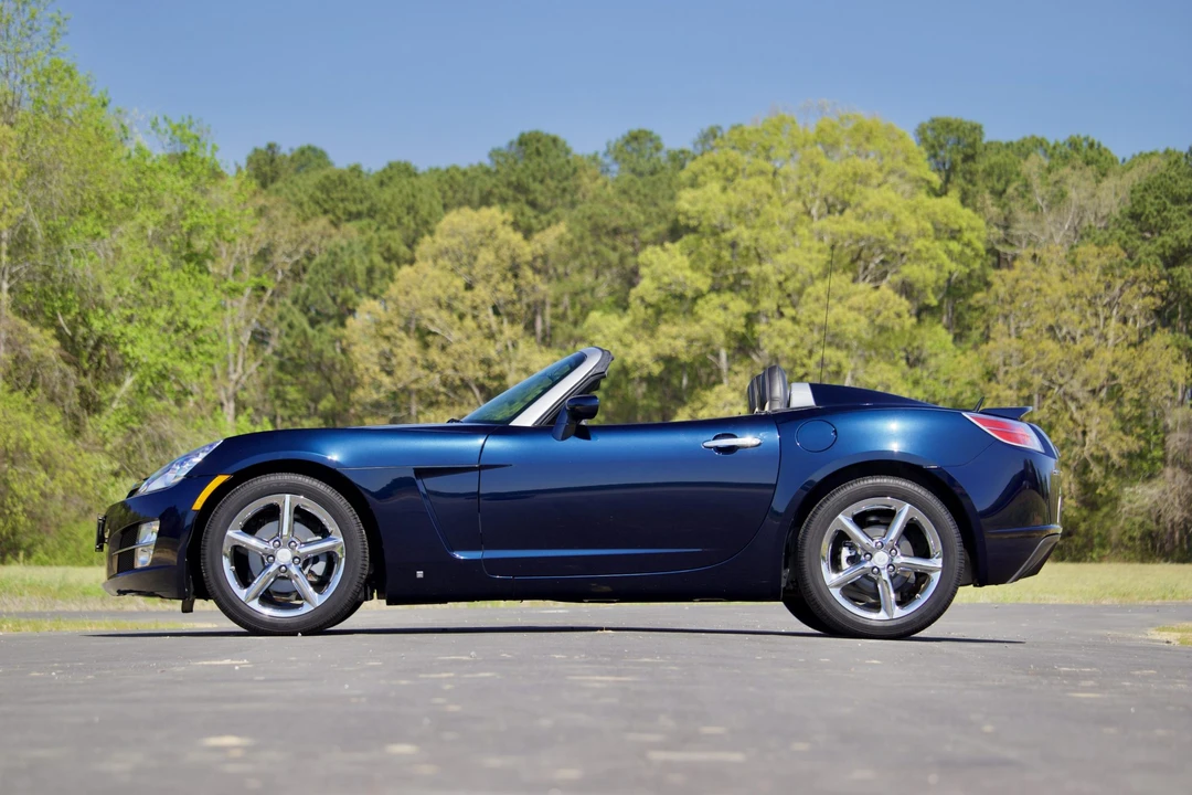 2008 Saturn Sky - Image 8 of 31