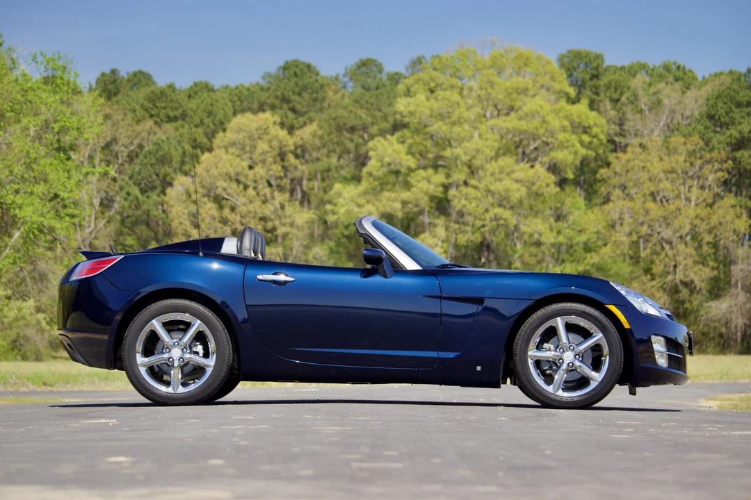 2008 Saturn Sky - Image 14 of 31